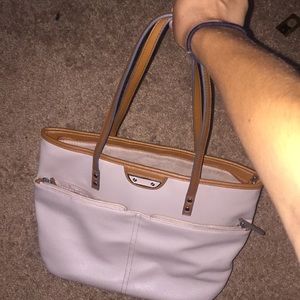 Medium hand bag